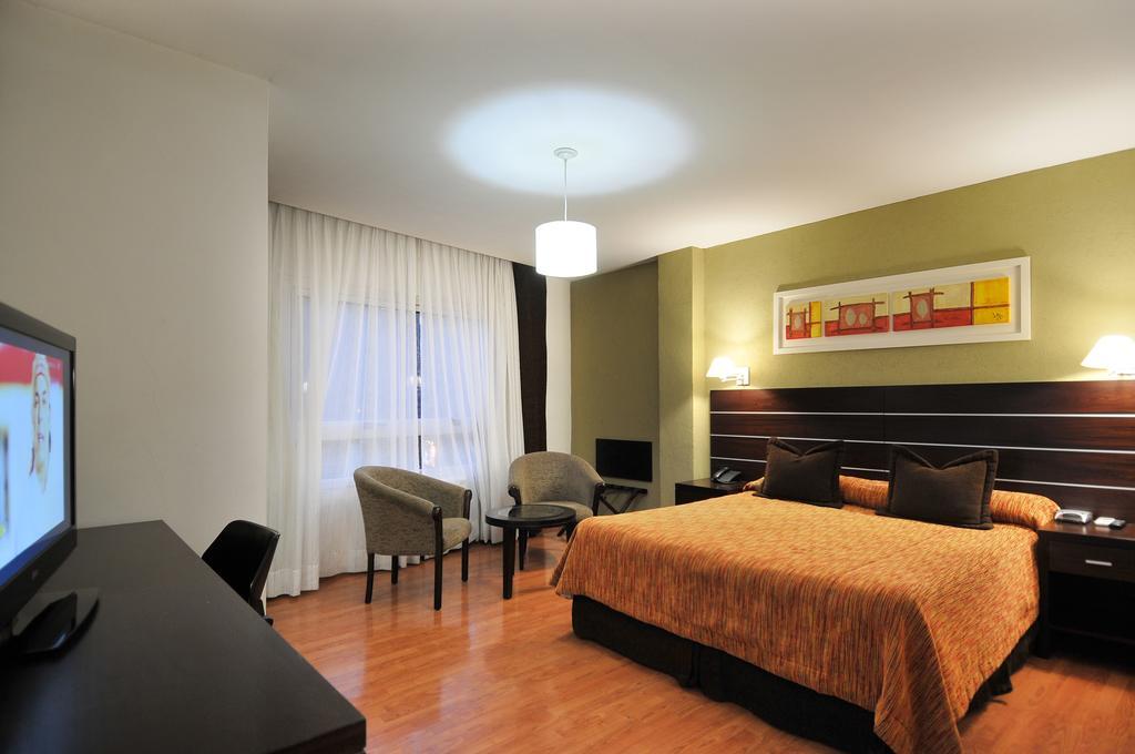 Los Sauces Hotel & Spa Villa Carlos Paz Extérieur photo