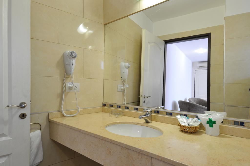 Los Sauces Hotel & Spa Villa Carlos Paz Extérieur photo
