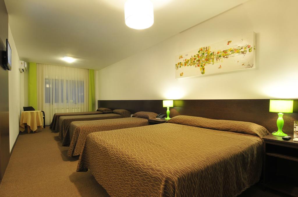 Los Sauces Hotel & Spa Villa Carlos Paz Extérieur photo