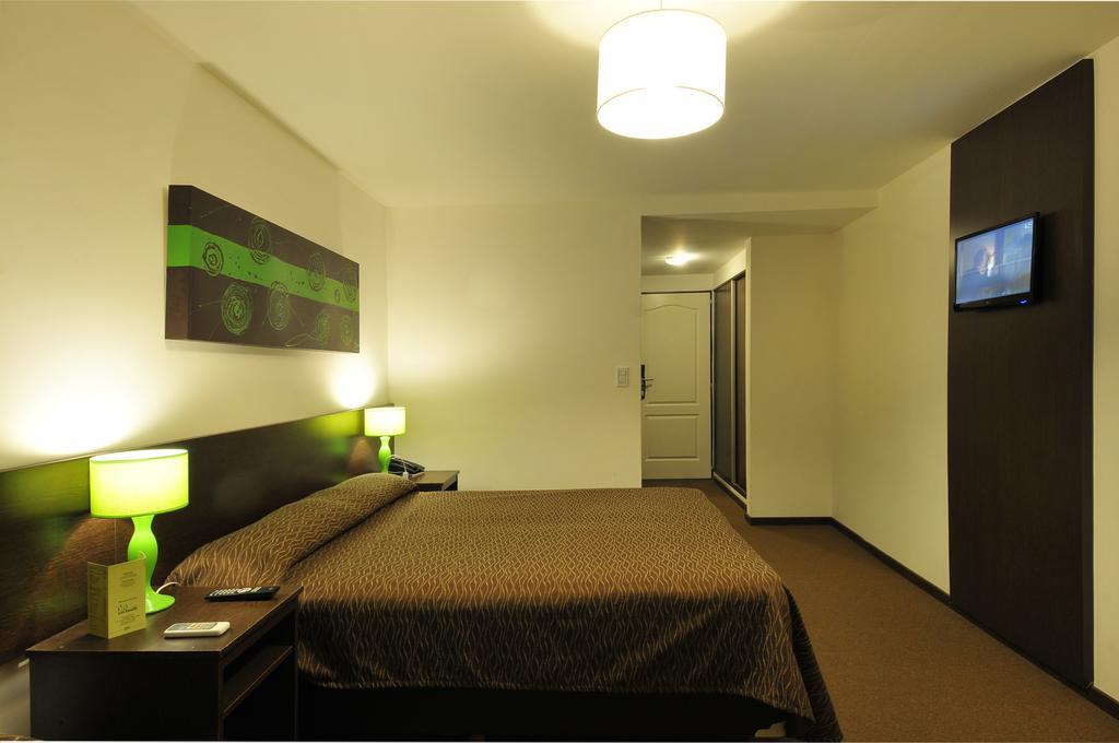 Los Sauces Hotel & Spa Villa Carlos Paz Extérieur photo